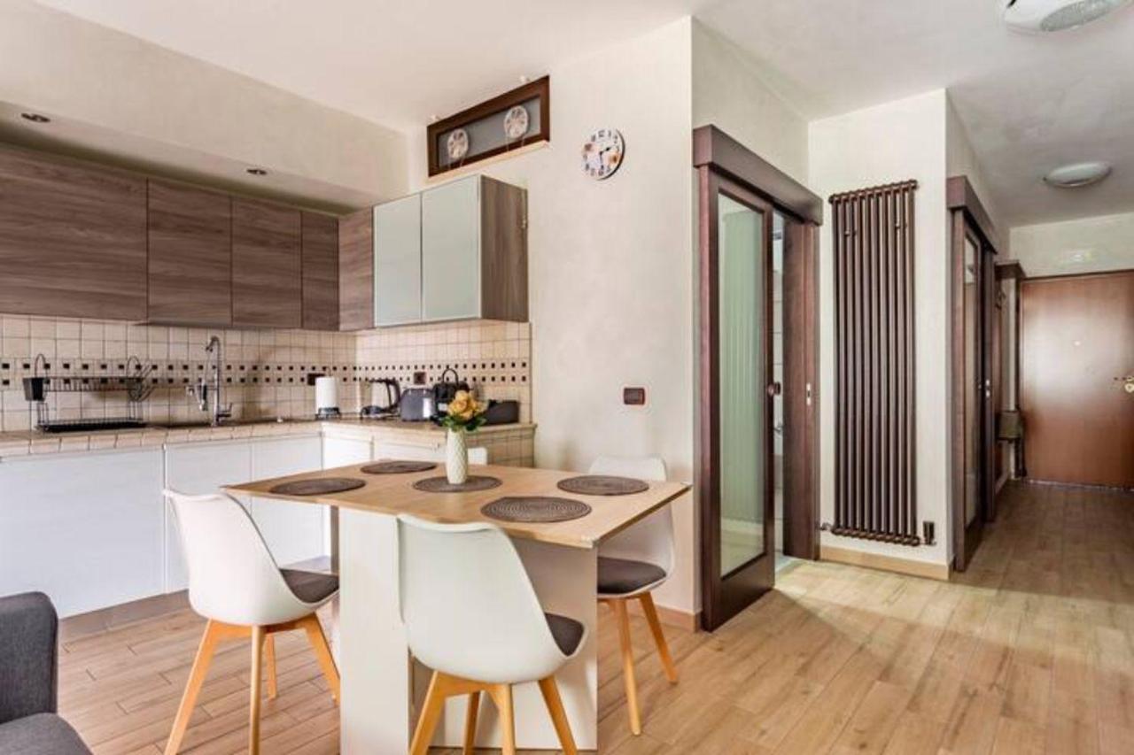 Old Lighthouse - Beach Apartment - Fiumicino Airport Exteriör bild